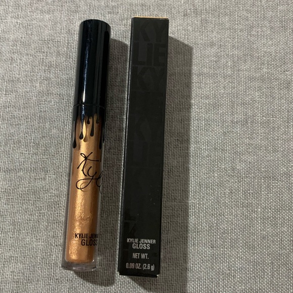 ✨💄Kylie Poppin” High gloss brand new authentic💄✨ - Picture 7 of 7